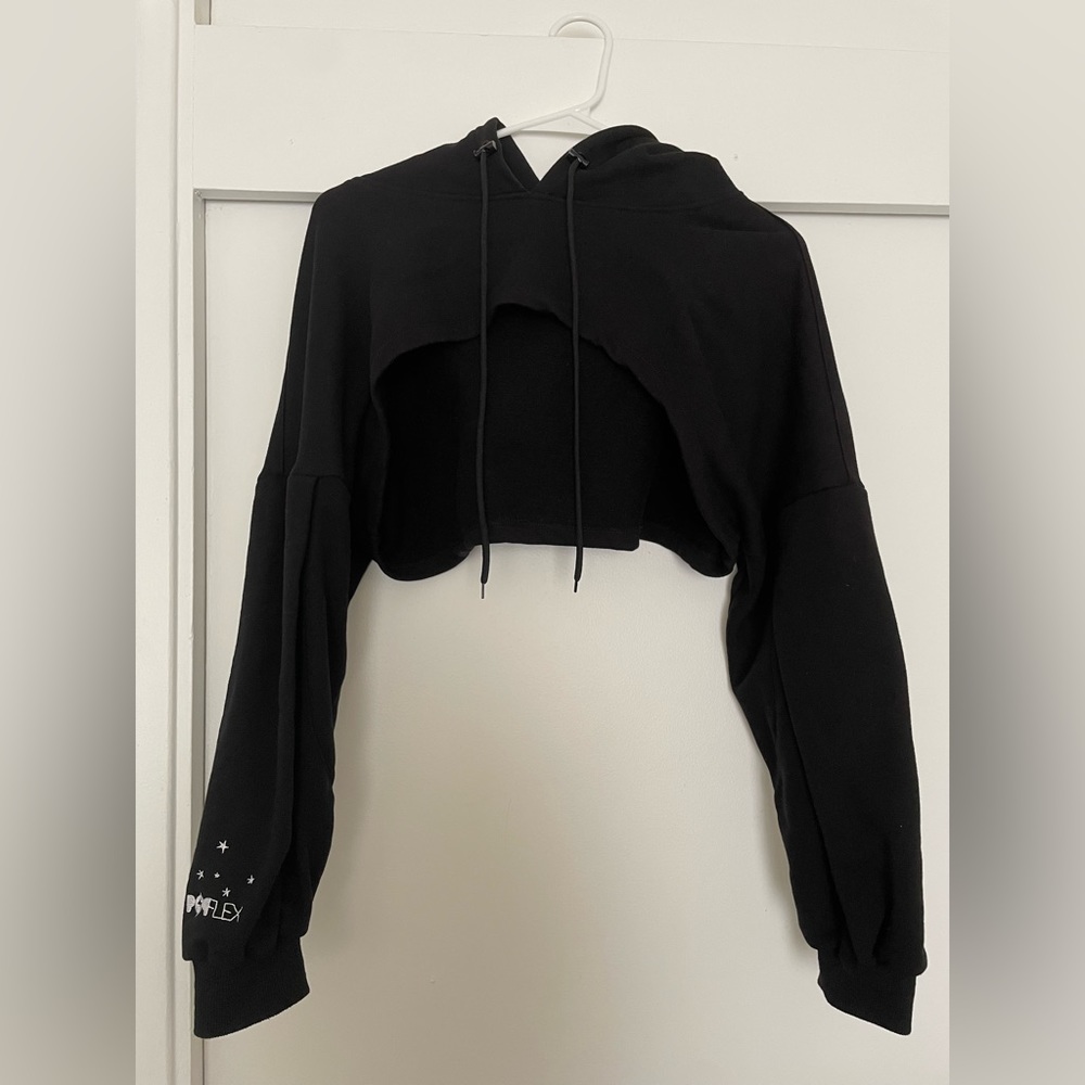 SOLD - Popflex Step Up Shruggie (S/M)